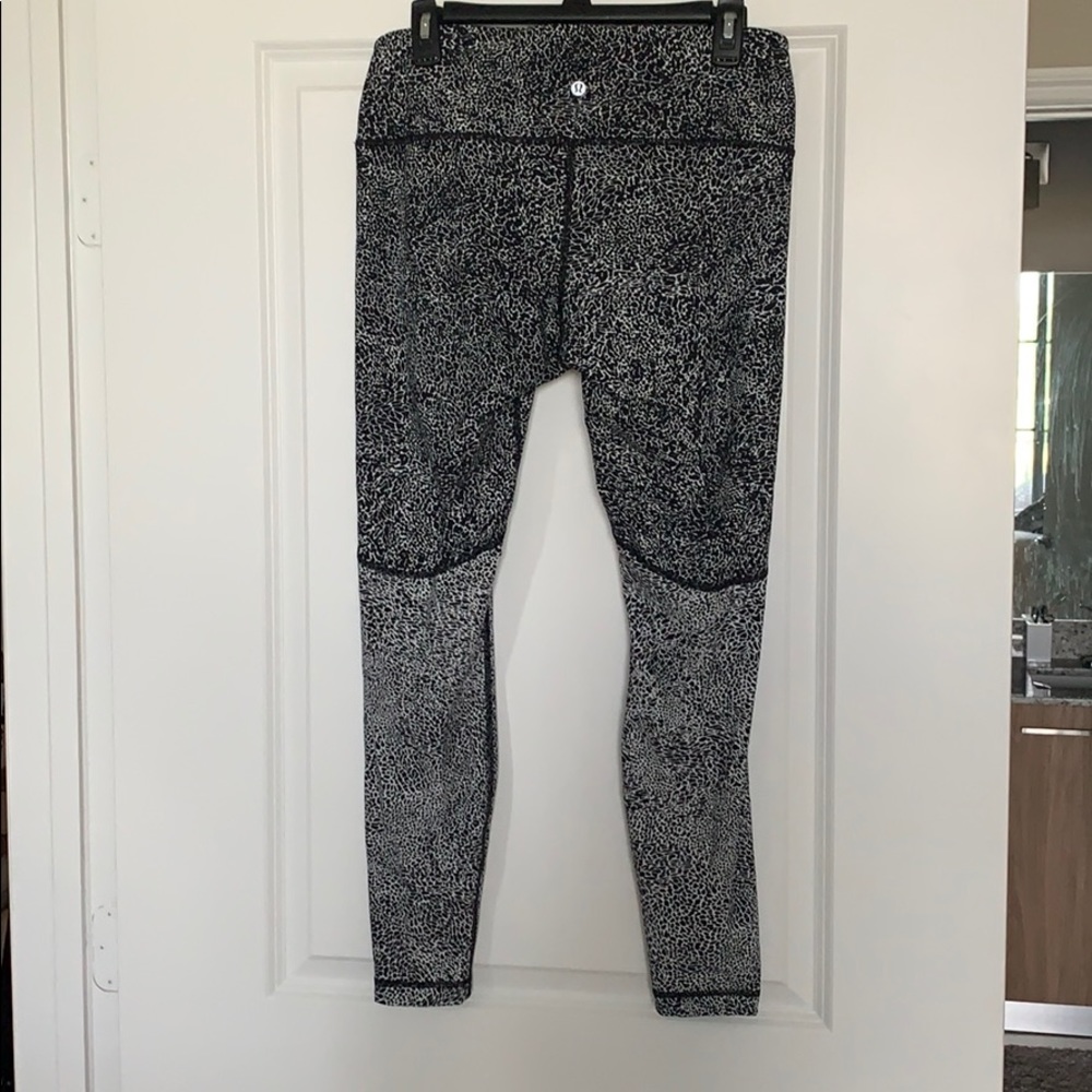 Lululemon 28” Luxtreme leggings NWOT size L/12